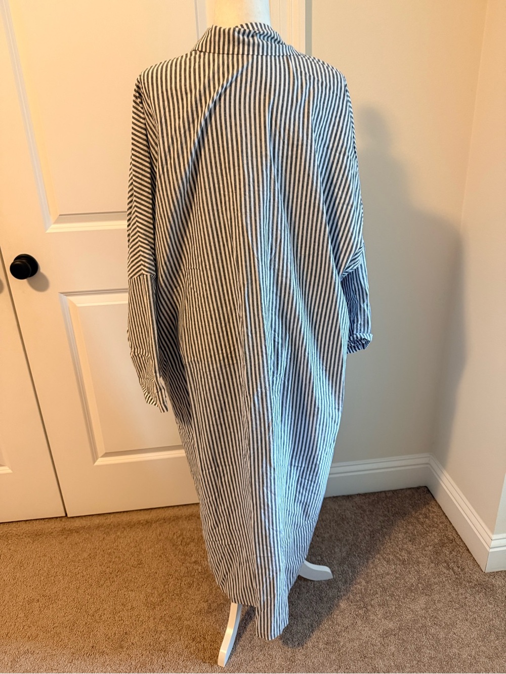 NWT Amazon XL White Gray Stripe Cotton Button Front Shirt Dress w/ Pockets - Picture 6 of 10
